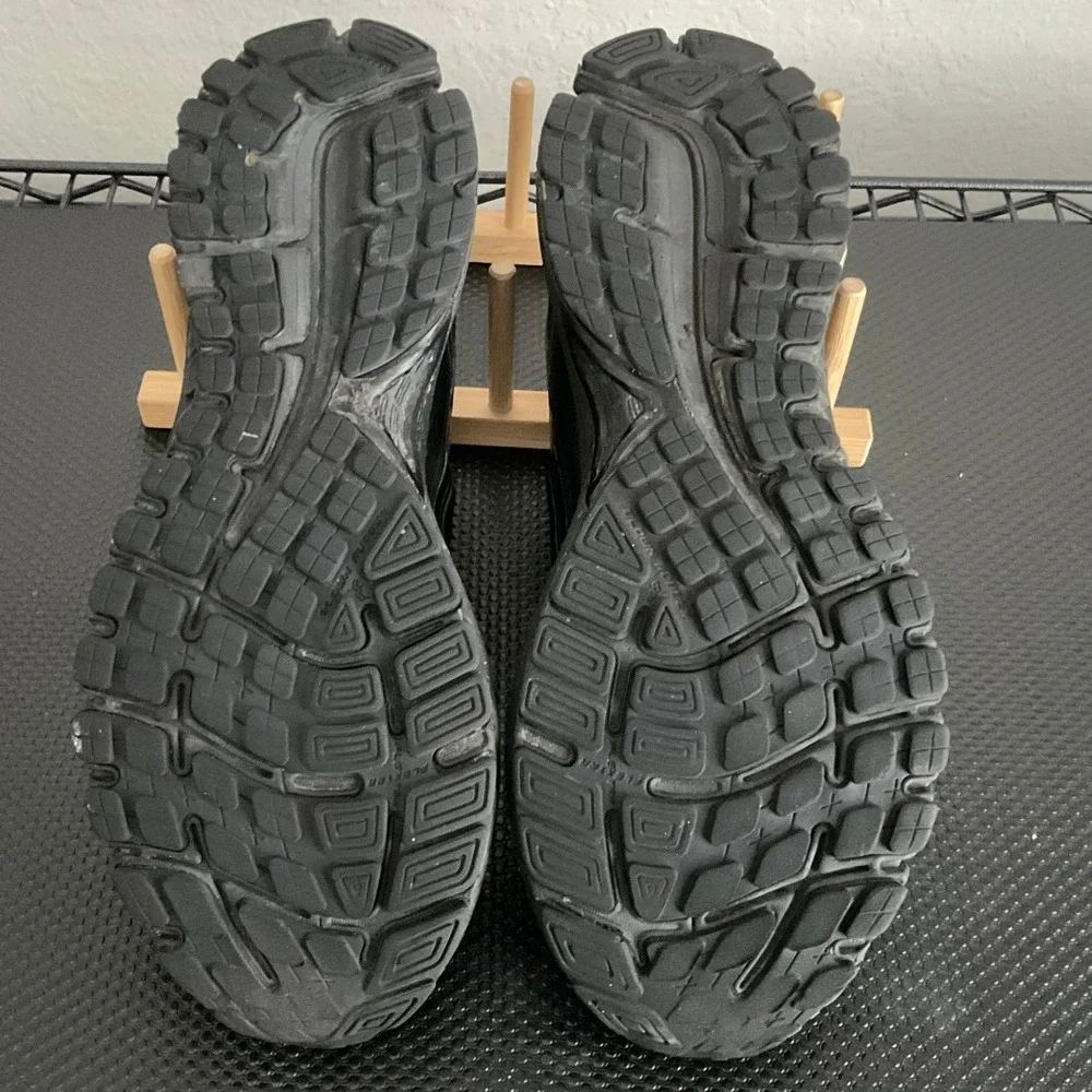 Brooks Adrenaline GTS 16 Mens Running Shoes Black Silver 1102121D068 Size 10.5 D